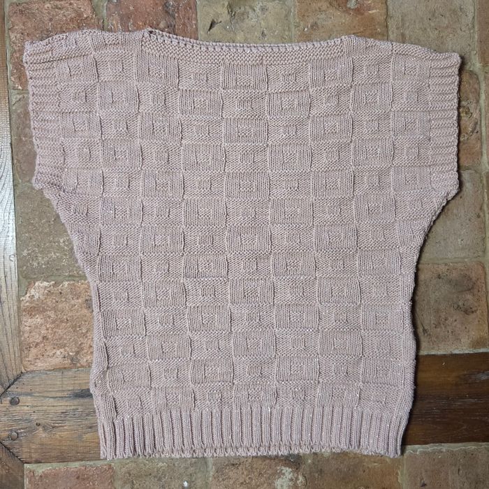 Pull sans manche rose pailleté