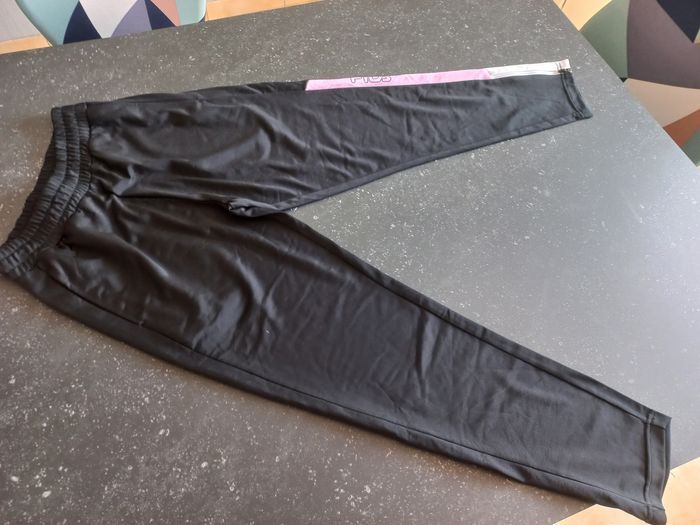 Survêtement fila taille xs - photo numéro 7