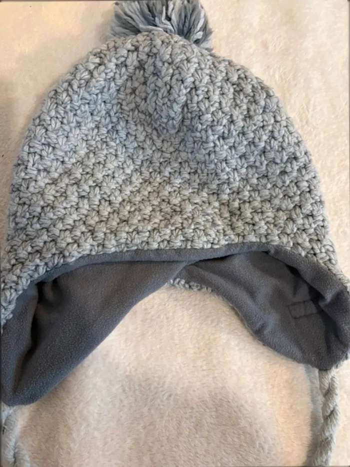 Bonnet péruvien gris tricoté avec pompon – Taille 3 ans - photo numéro 3