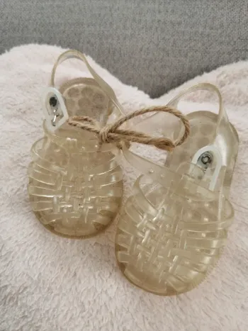 Chaussures pour la plage jeu d'eau transparante Méduse taille 20