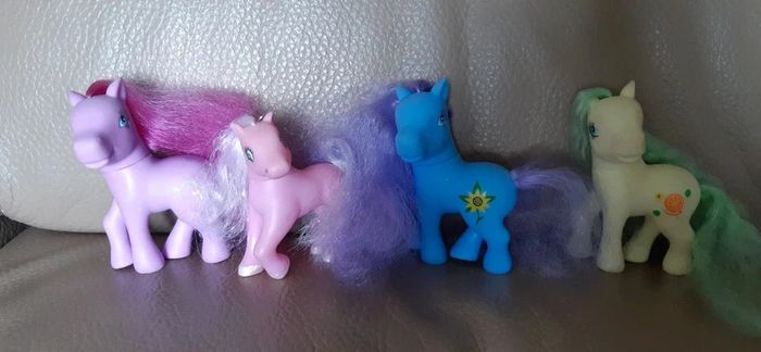 Lot de 4 licornes "my little pony " en très bon état