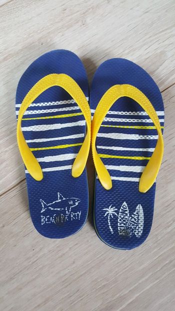 tongs garçon taille 30  31