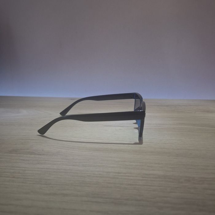 Lunettes de Soleil Noirs Bleu - Y2K Vintage 90s-2000s - Unisexe Sunglasses - Verres teintés noir bleuté - photo numéro 4