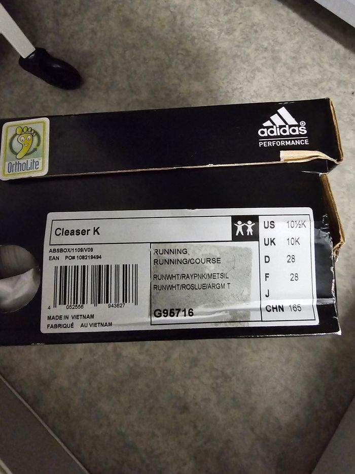 Basket fille neuve pointure 28 adidas rose blanche et grise - photo numéro 10