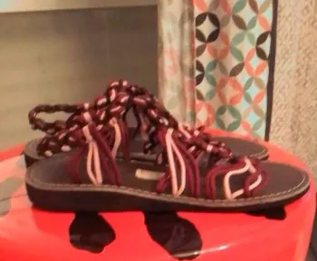 Paire de sandales  cuir tressage artisanal  la tatane femme p 37