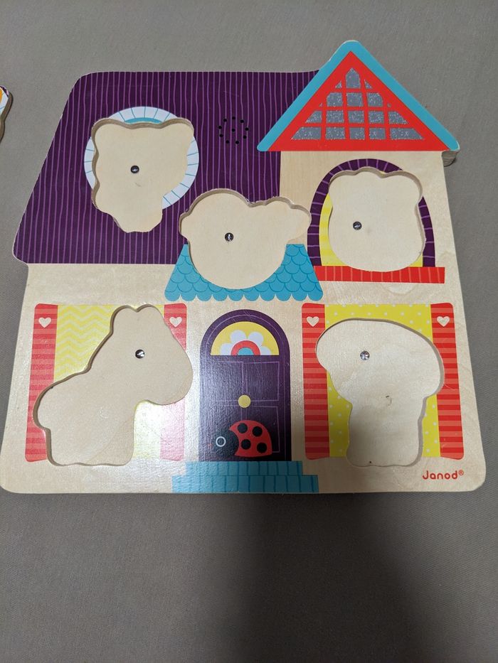 Puzzle pièces encastrables Janod (son ne fonctionne plus) - photo numéro 2
