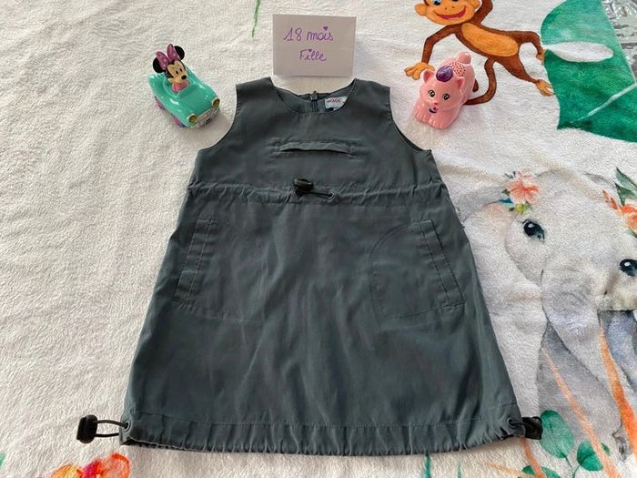 Robe 18 mois