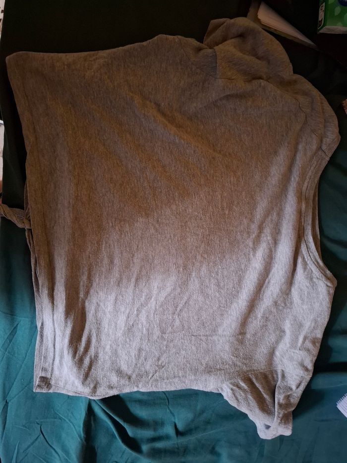 Tops court - photo numéro 2