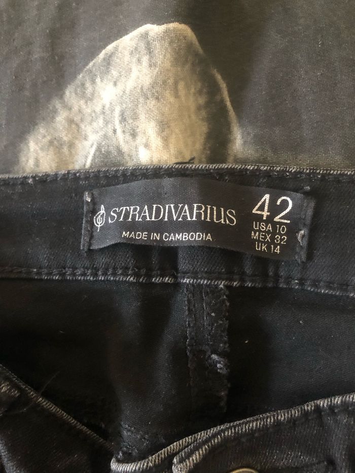 Jeans Stradivarius I400 - photo numéro 3
