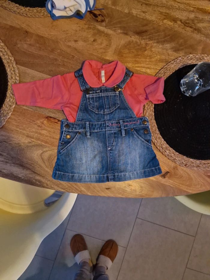 Petit haut + robe en jean
