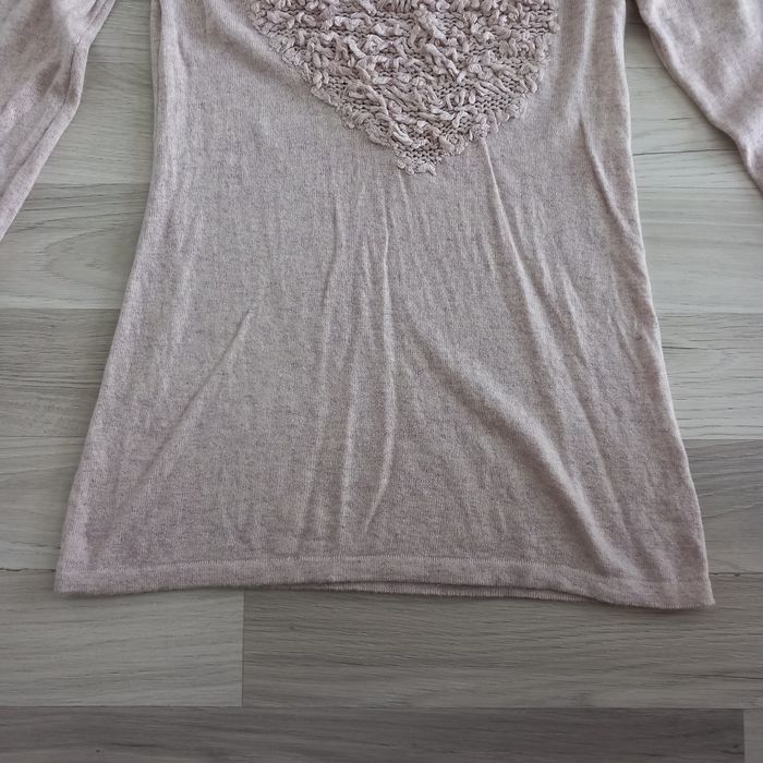 Pull avec col en V femme motif coeur beige taille S - photo numéro 5
