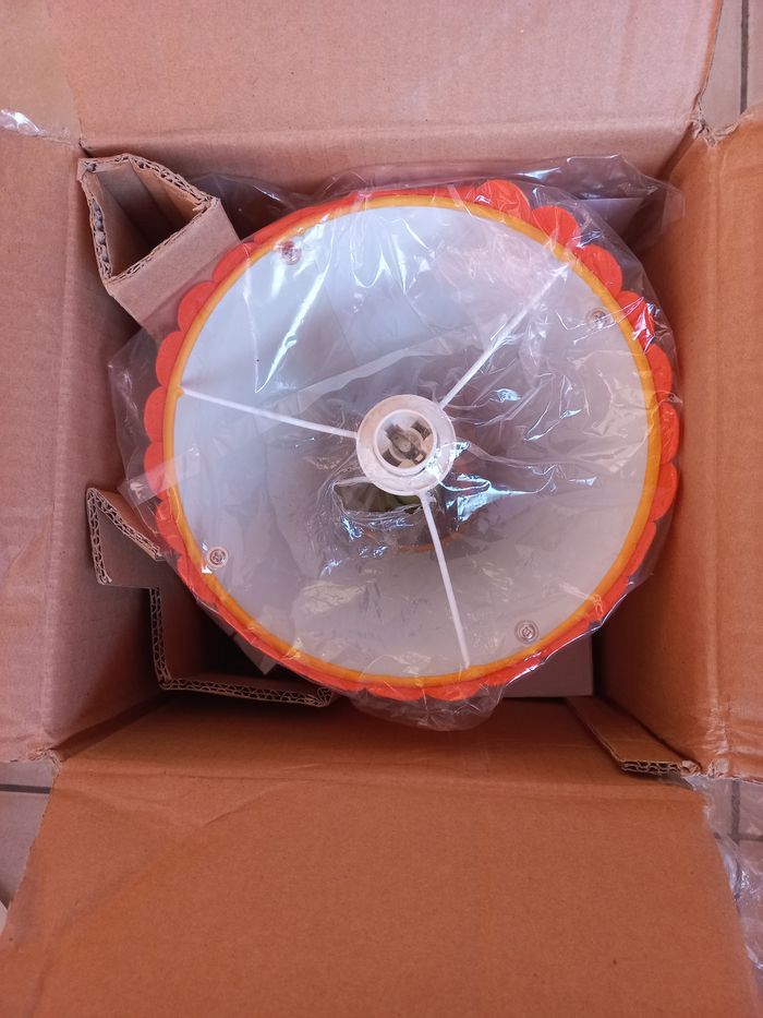 Lampe de chevet enfant Vertbaudet - Neuve - photo numéro 8