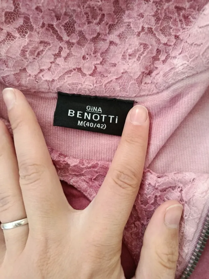 Veste légère effet perfecto mais matière gilet Gina Benotti taille 40. - photo numéro 2