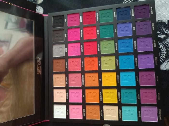 Palette maquillage - photo numéro 3