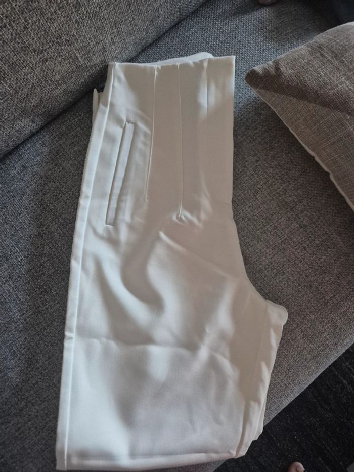 Pantalon blanc - photo numéro 3