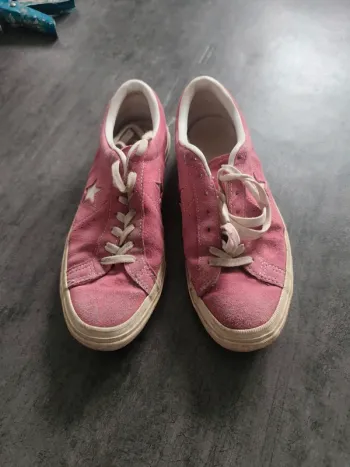 Converses rouges en cuir 41