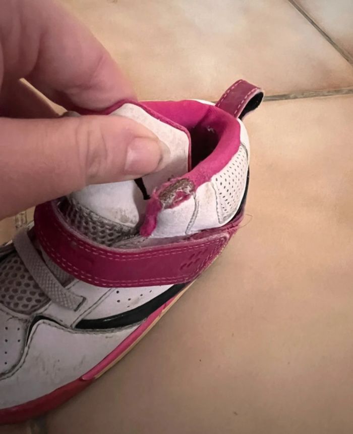 Air Jordan Nike taille 25 - photo numéro 3