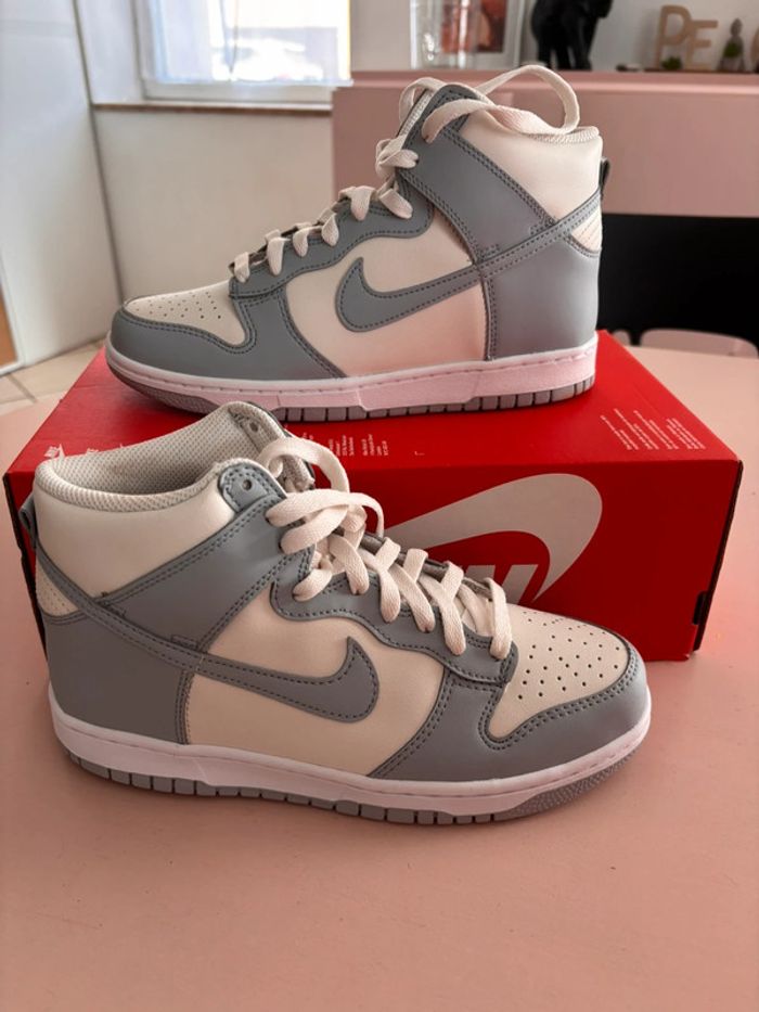 Nike Dunk High P.38,5 Neuves unisex