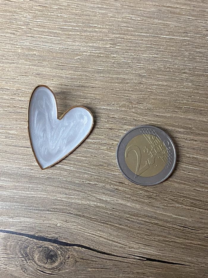 Paire de boucles d oreilles acier coeur blancs - photo numéro 6