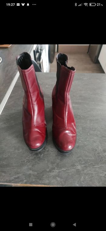 Paire de bottine pointure 37
