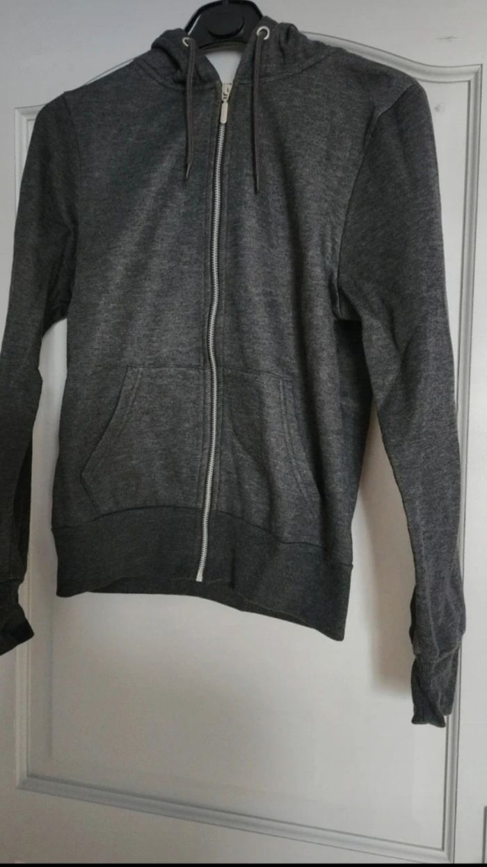 Veste polaire - photo numéro 1