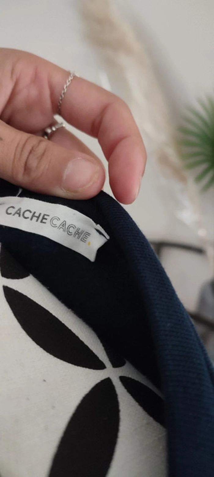 Sweat cache cache - photo numéro 2