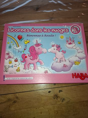 Licornes dans les nuages