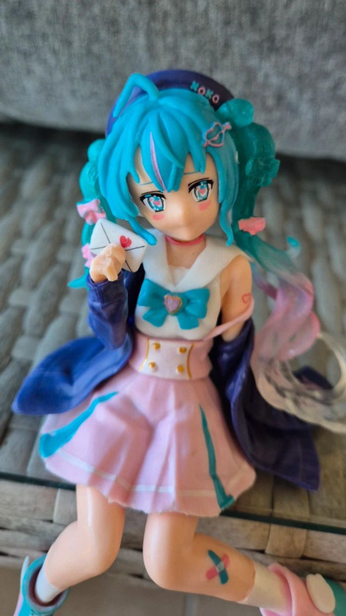Figurine Rose Sakura Hatsune Miku - photo numéro 3