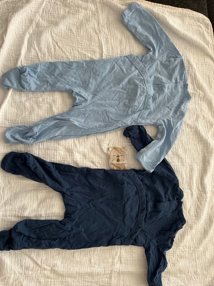 Pyjama 1 mois - photo numéro 4