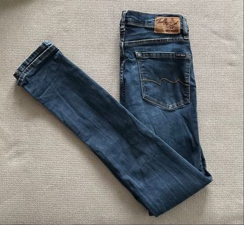 Jean Teddy Smith, Skinny