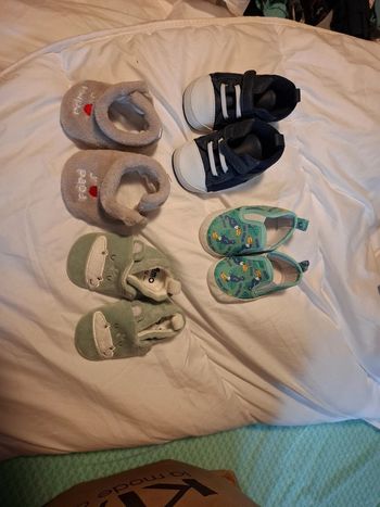 Lot chaussures bebe