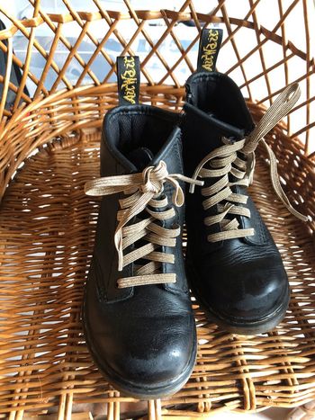 Dr Martens noire 27