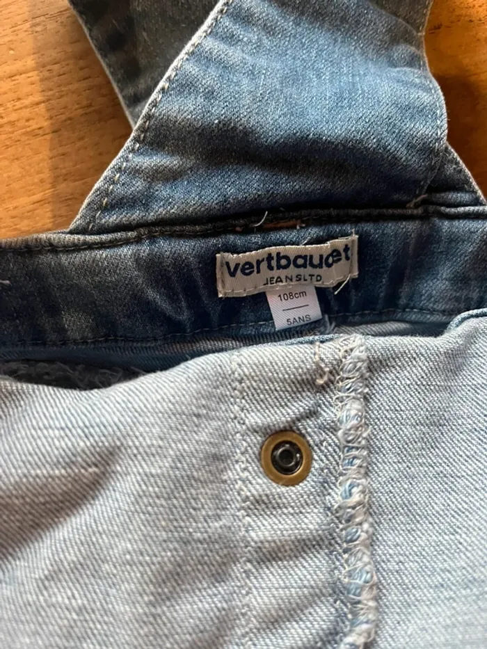 Vend lot de salopette en jeans short 4/5/6 ans - photo numéro 7