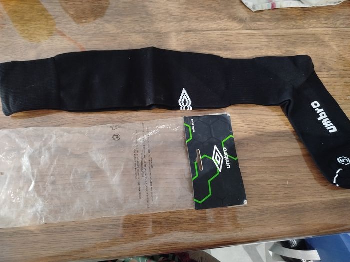 Chaussettes de foot 41/43 - photo numéro 2