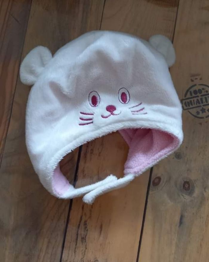 Bonnet chat