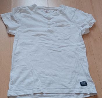 Tee shirt