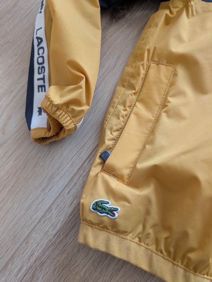 Kway Lacoste 5 ans + bob kway - photo numéro 2
