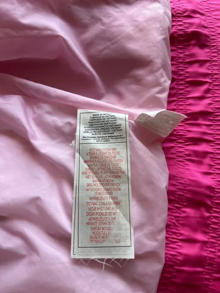 Doudoune sans manches Nike brodé - photo numéro 5