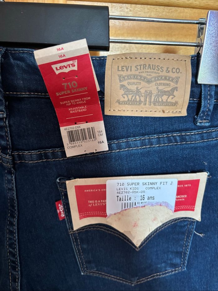 Jeans Levi’s skinny taille 16 ans ou 36 - photo numéro 3