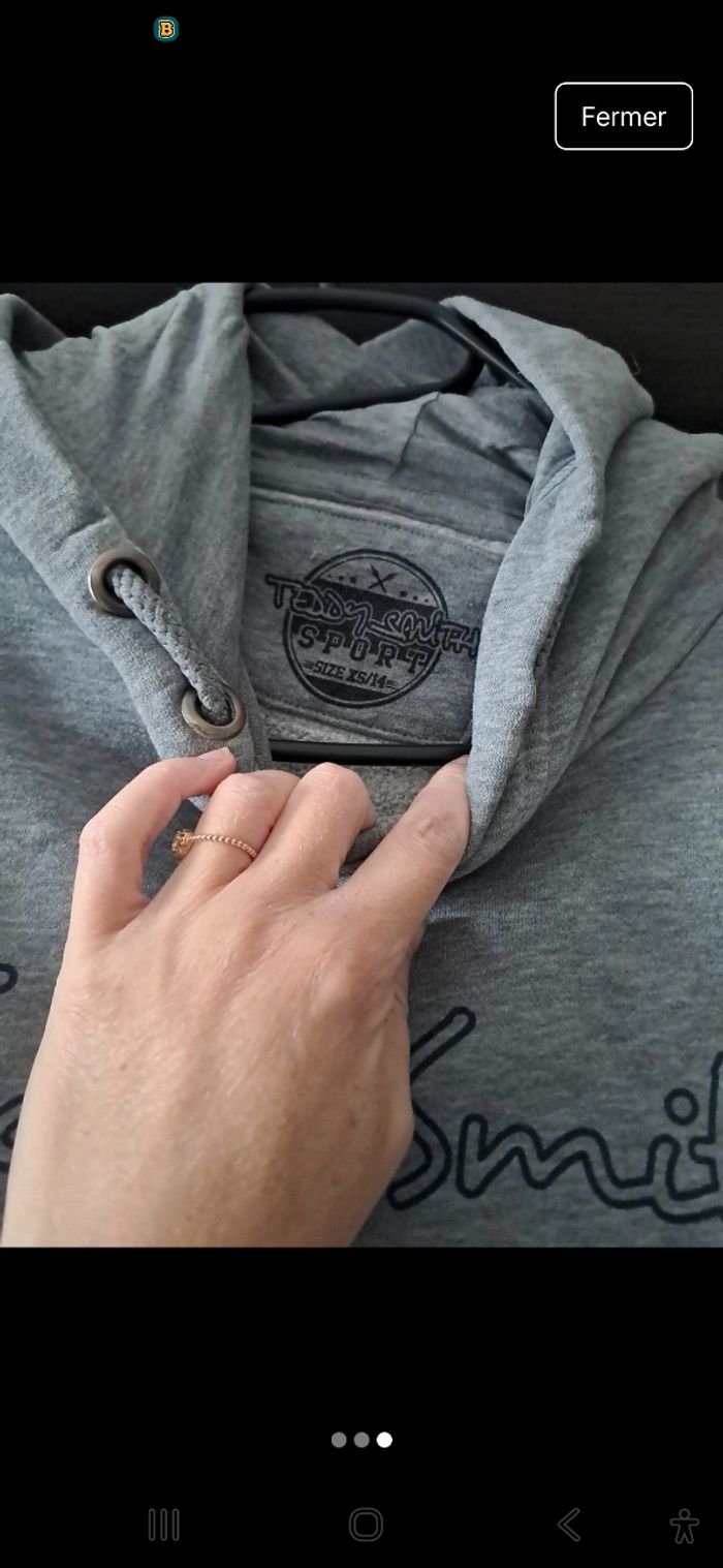 Pull a capuche - photo numéro 3