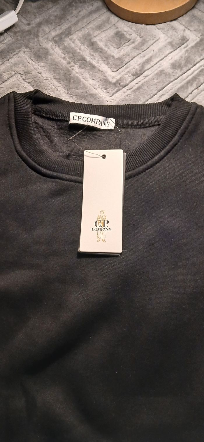 Pull Cp company - photo numéro 3