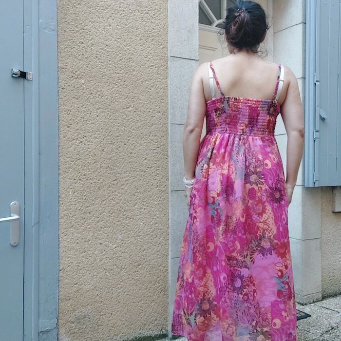 Magnifique robe pour taille L - photo numéro 3