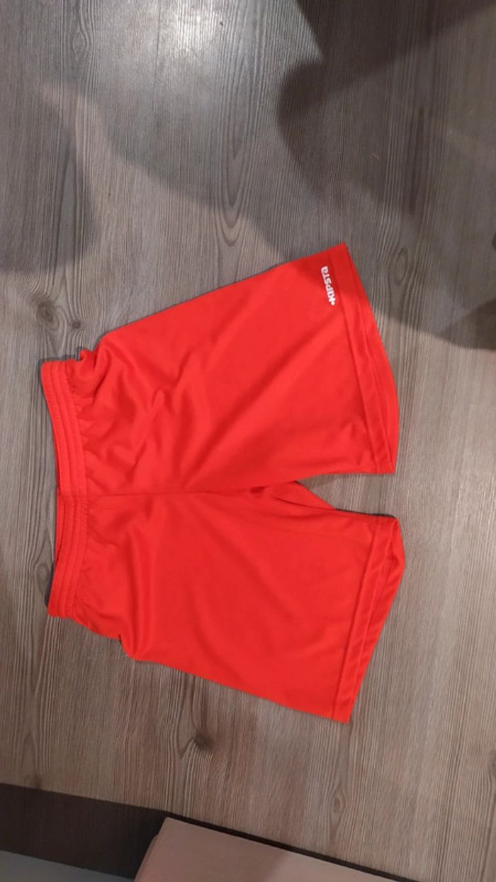 Short sport - photo numéro 3