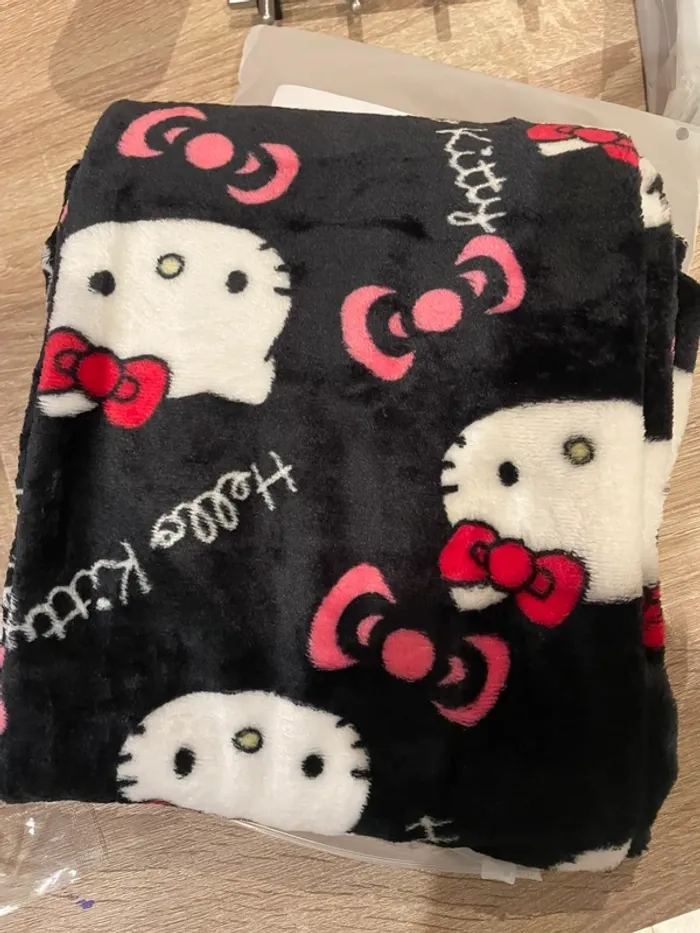 Pantalon pyjama Hello Kitty 🎀 Neuf – jamais porté