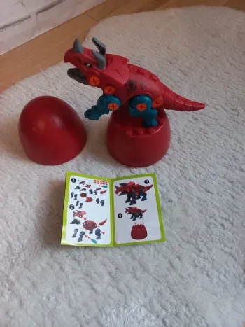 Dinosaure à construire