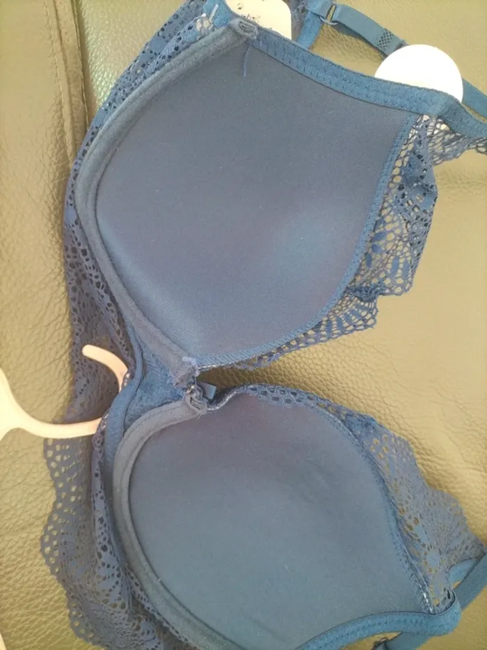 Soutien gorge neuf - photo numéro 8