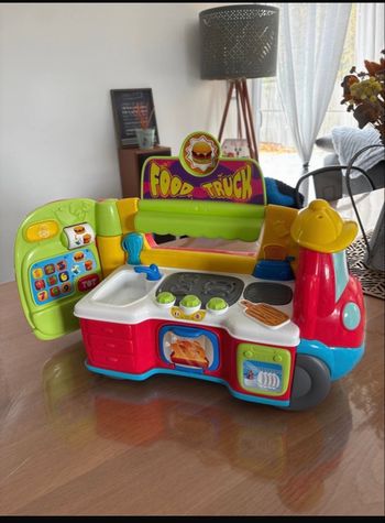 Le camion à burger Chicco