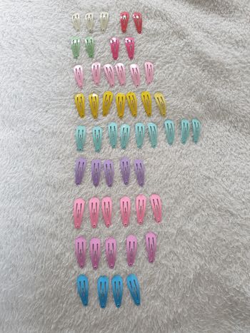 Lot de 51 petites pinces à cheveux neuves