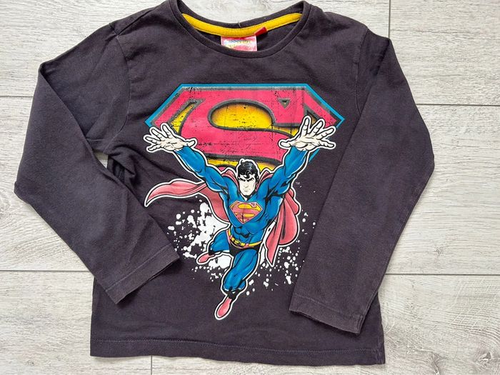 T-shirt manches longues superman 4 ans
