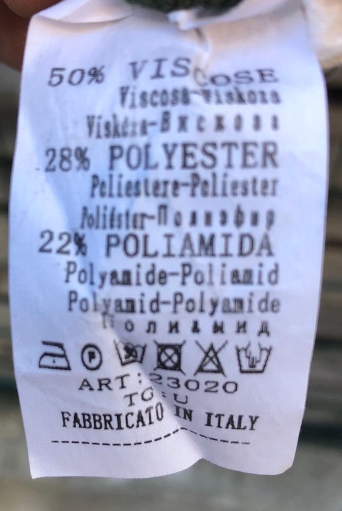 Pull col v  ineo made  in italy - photo numéro 5